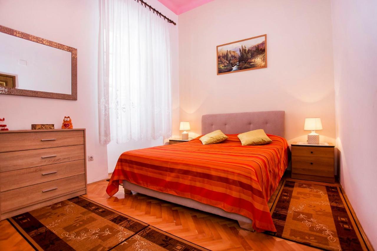 Emanuel Apartman Πούλα Εξωτερικό φωτογραφία