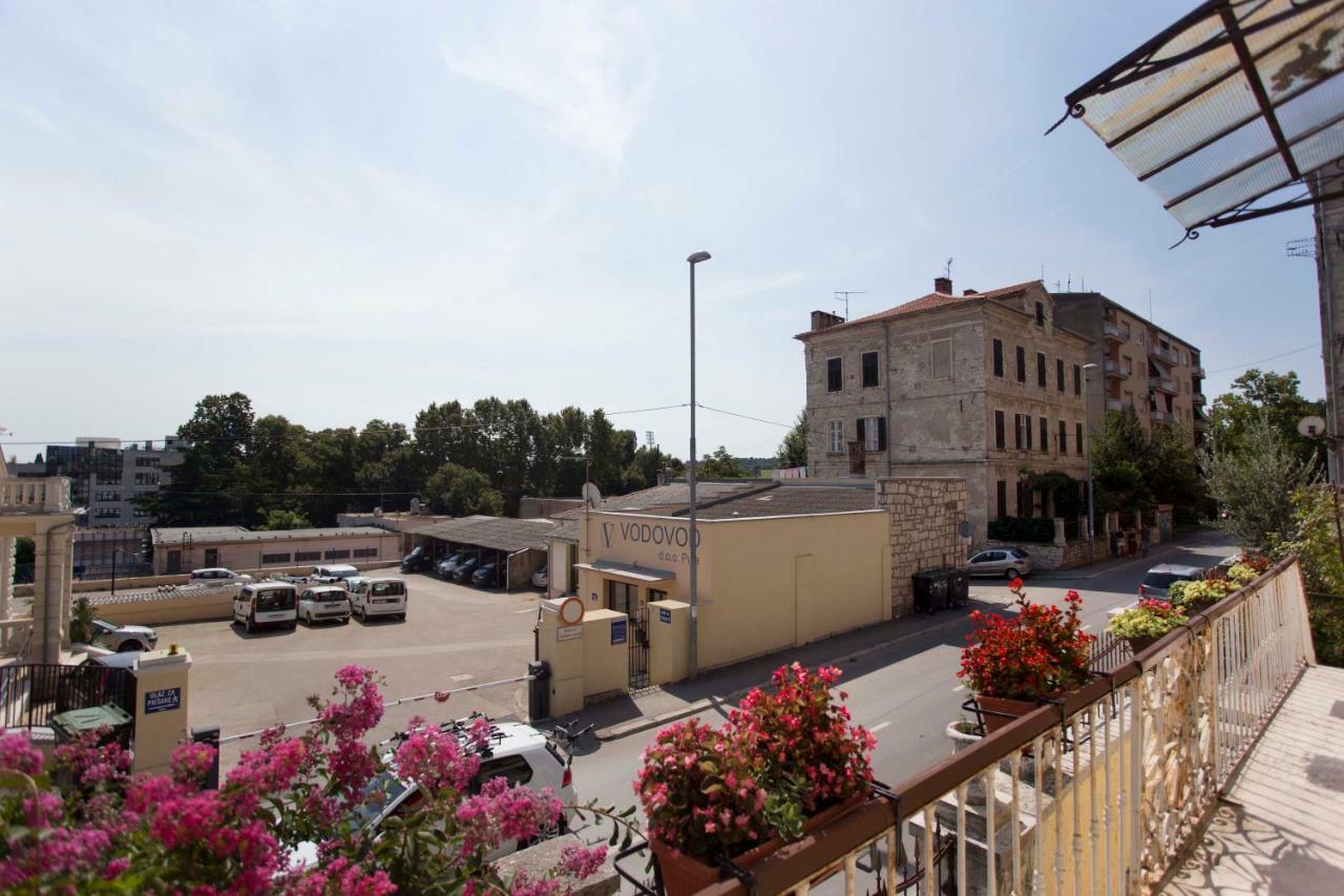 Emanuel Apartman Πούλα Εξωτερικό φωτογραφία