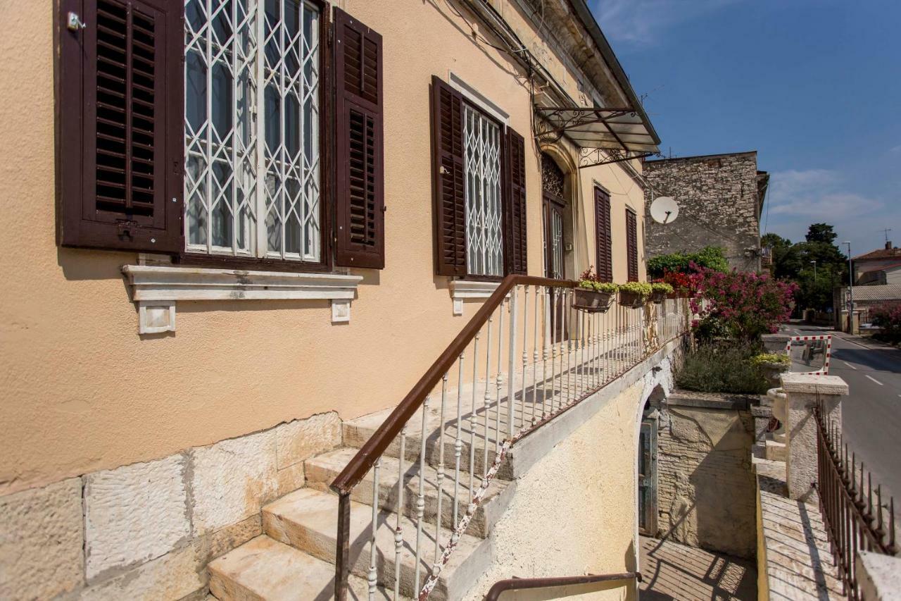 Emanuel Apartman Πούλα Εξωτερικό φωτογραφία