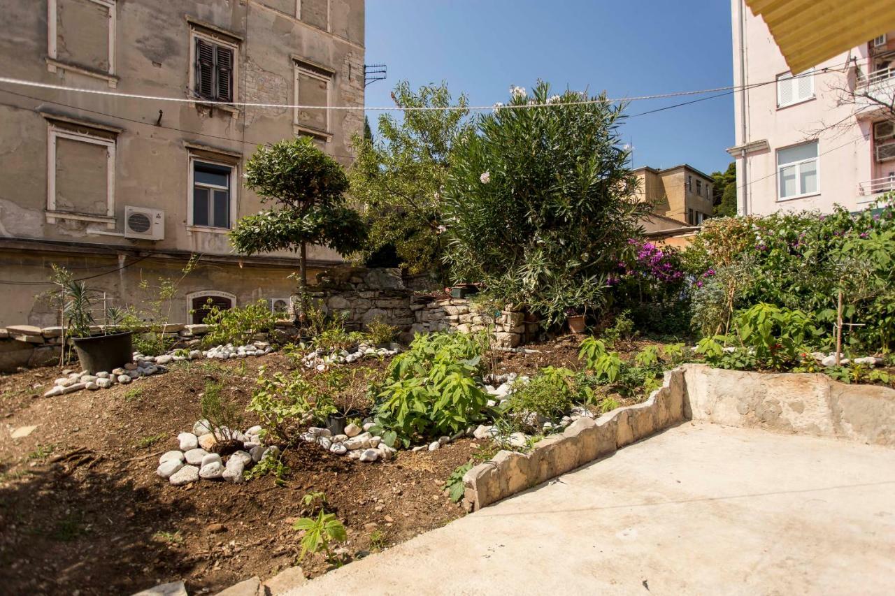 Emanuel Apartman Πούλα Εξωτερικό φωτογραφία