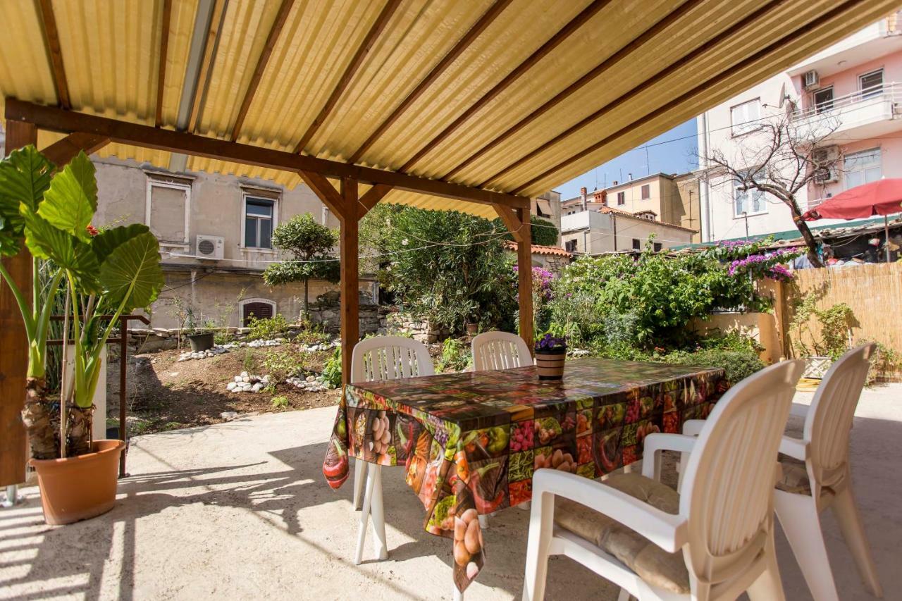 Emanuel Apartman Πούλα Εξωτερικό φωτογραφία