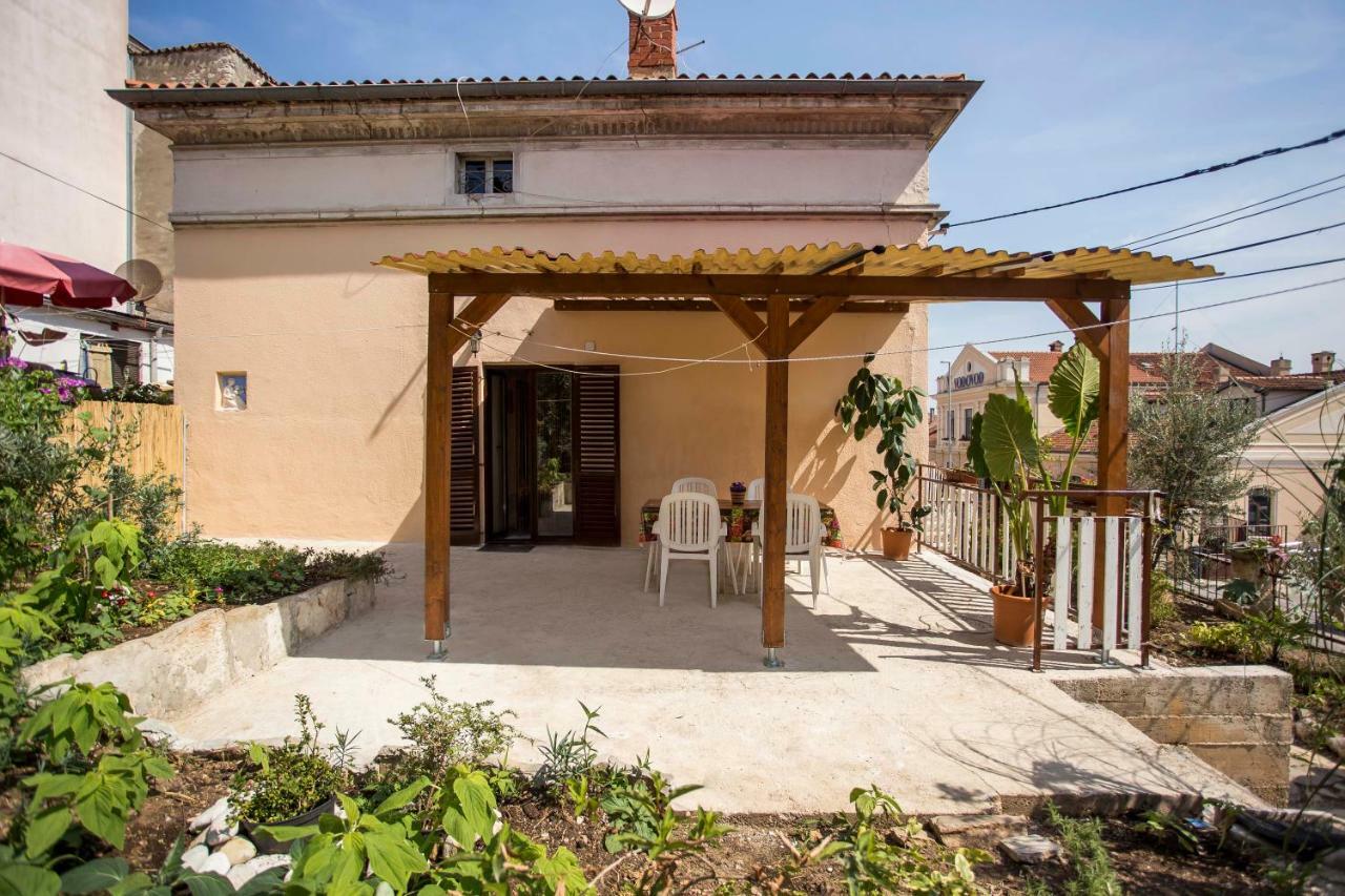 Emanuel Apartman Πούλα Εξωτερικό φωτογραφία