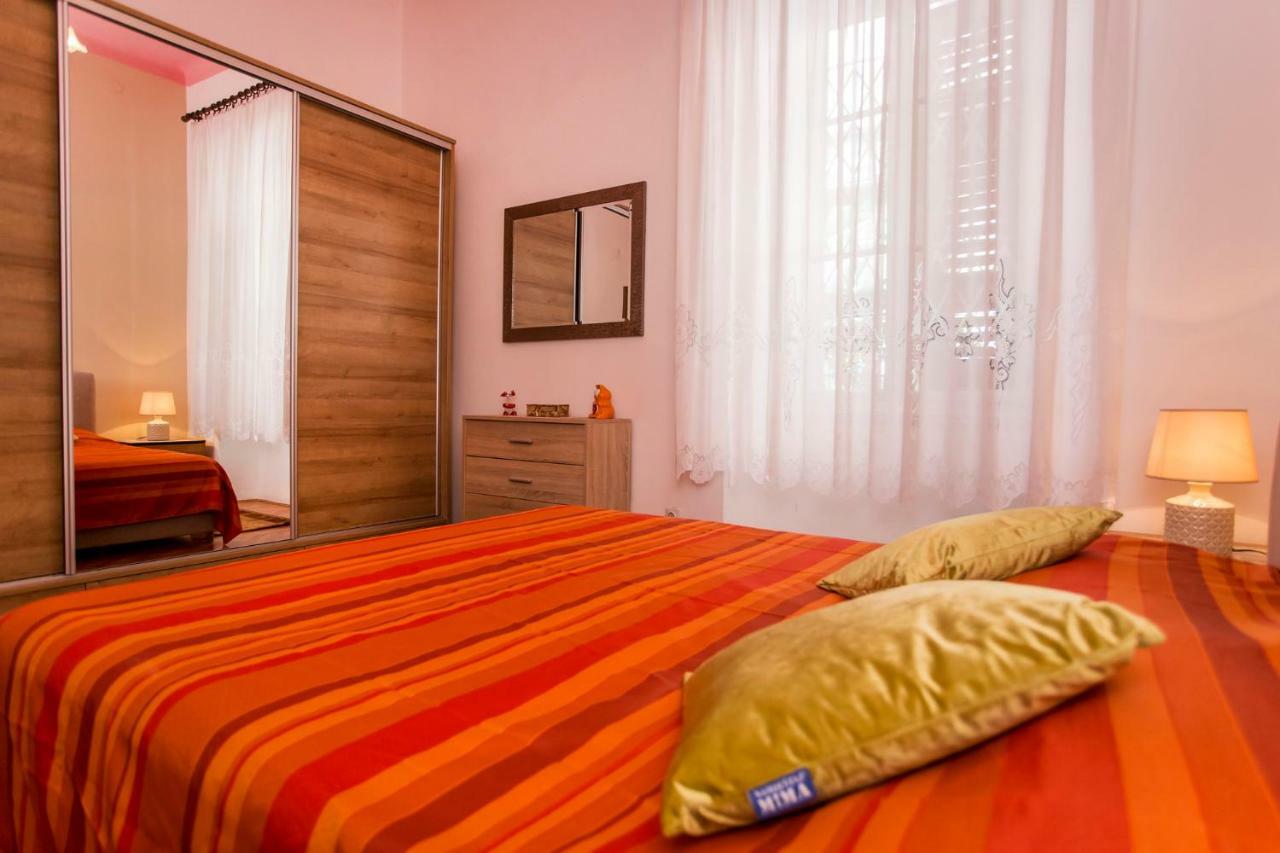 Emanuel Apartman Πούλα Εξωτερικό φωτογραφία